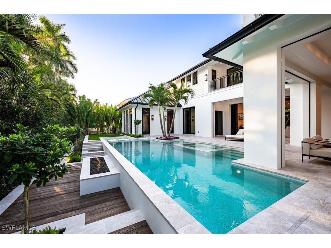 190 7th Avenue N Naples FL 34102 223079436 image39