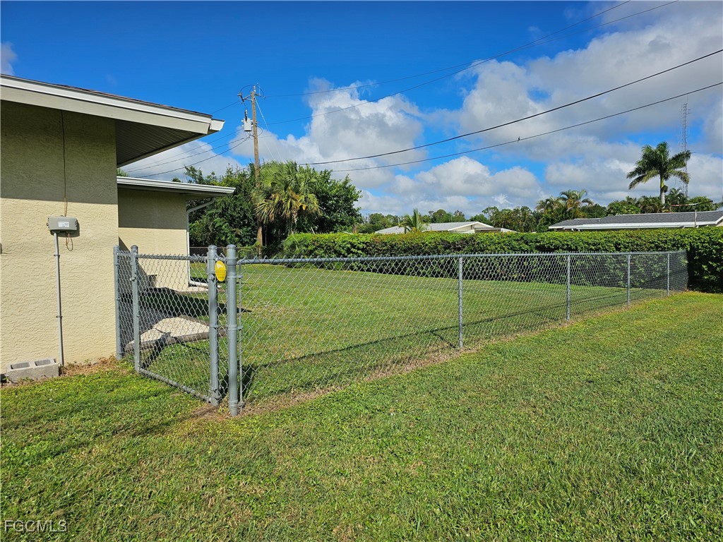 190 Brooks Road North Fort Myers FL 33917 2025013525 image24