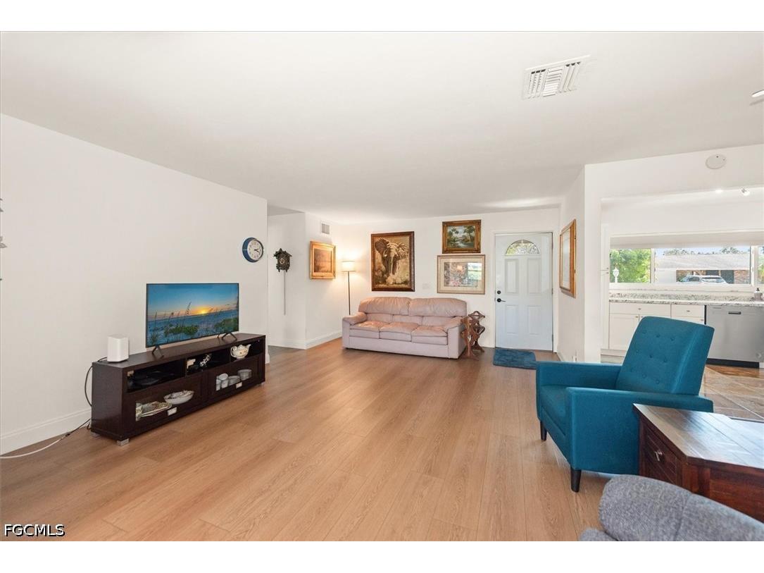 190 Brooks Road North Fort Myers FL 33917 2026018131 image9