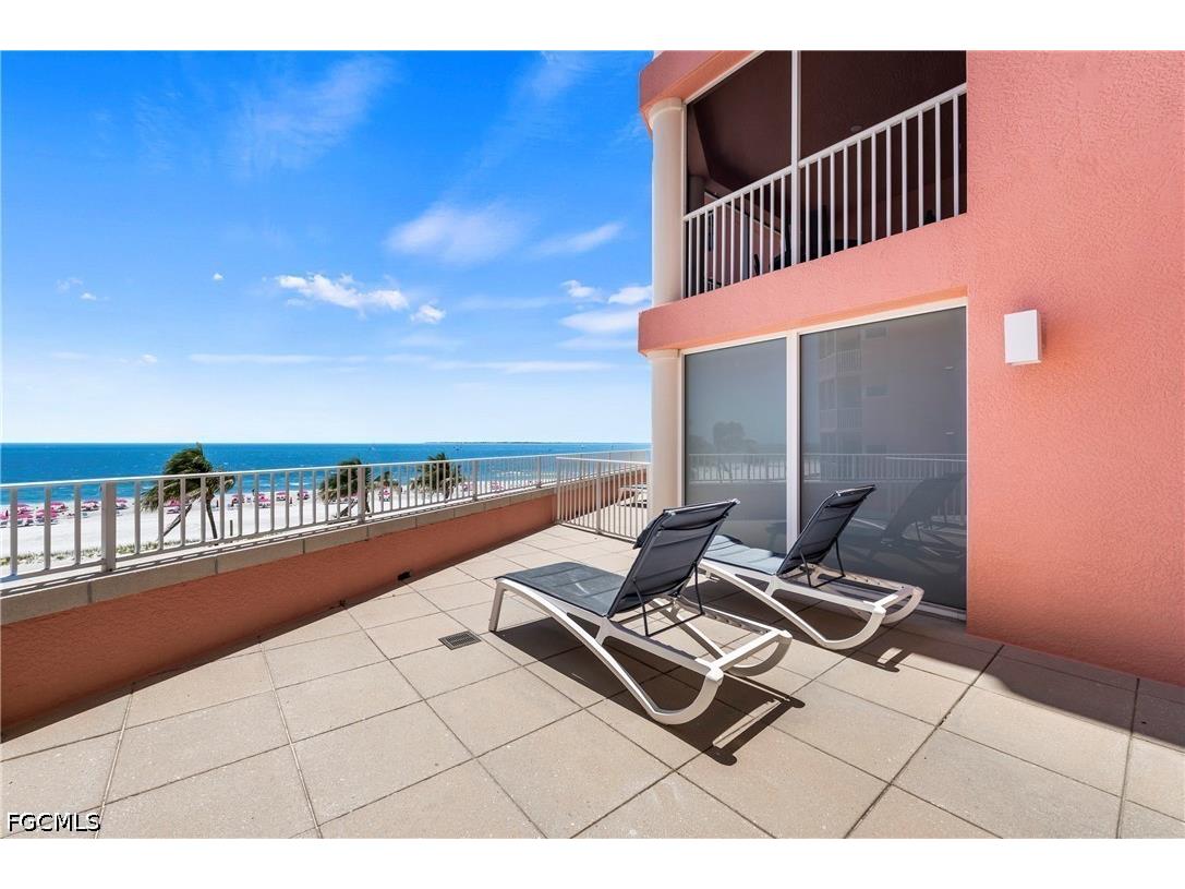 190 Estero Boulevard #202 Fort Myers Beach FL 33931 2026016932 image2