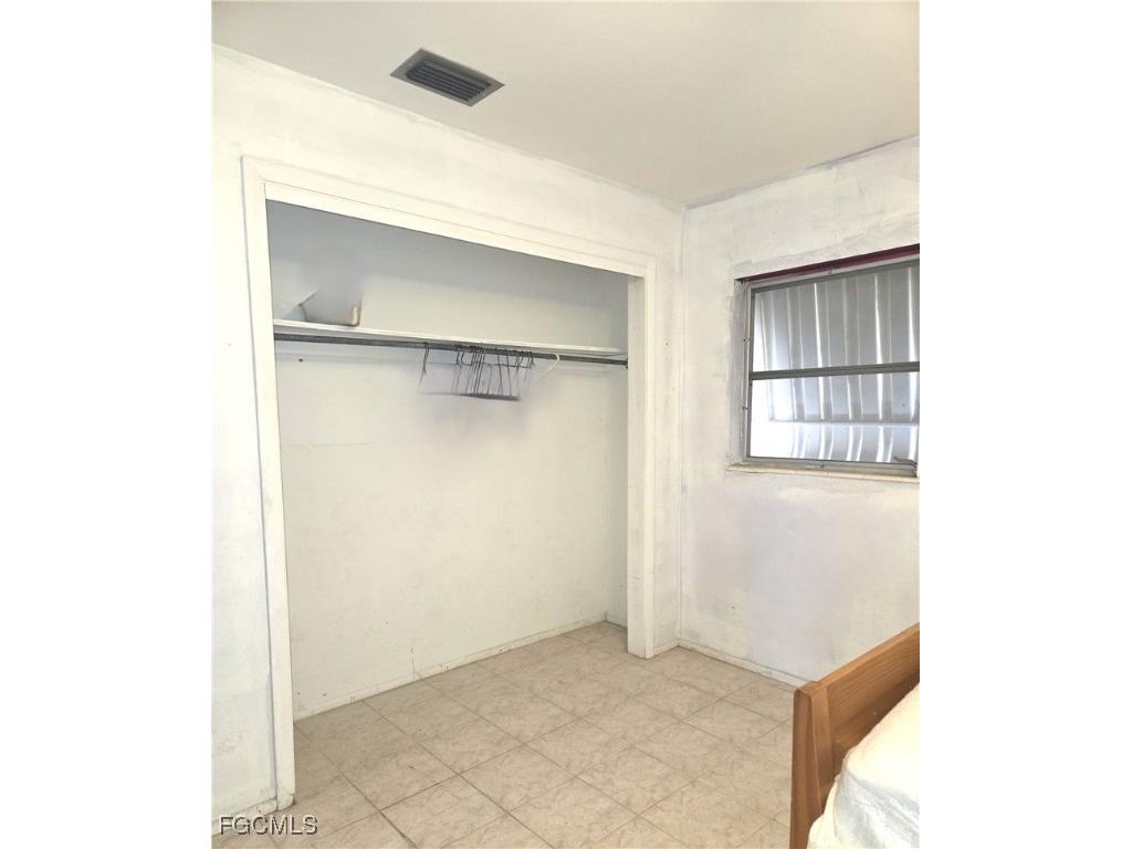 190 Jefferson Street Fort Myers Beach FL 33931 2025010424 image6