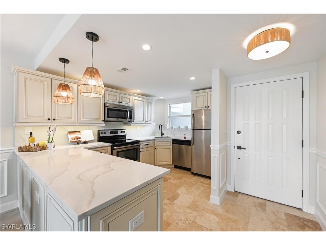 190 Pebble Beach Boulevard #202 Naples FL 34113 226000585 image9