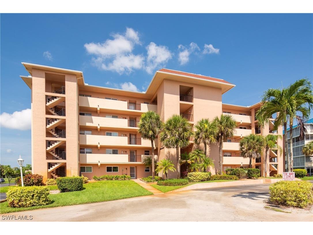 190 Pebble Beach Boulevard #401 Naples FL 34113 223070092 image1