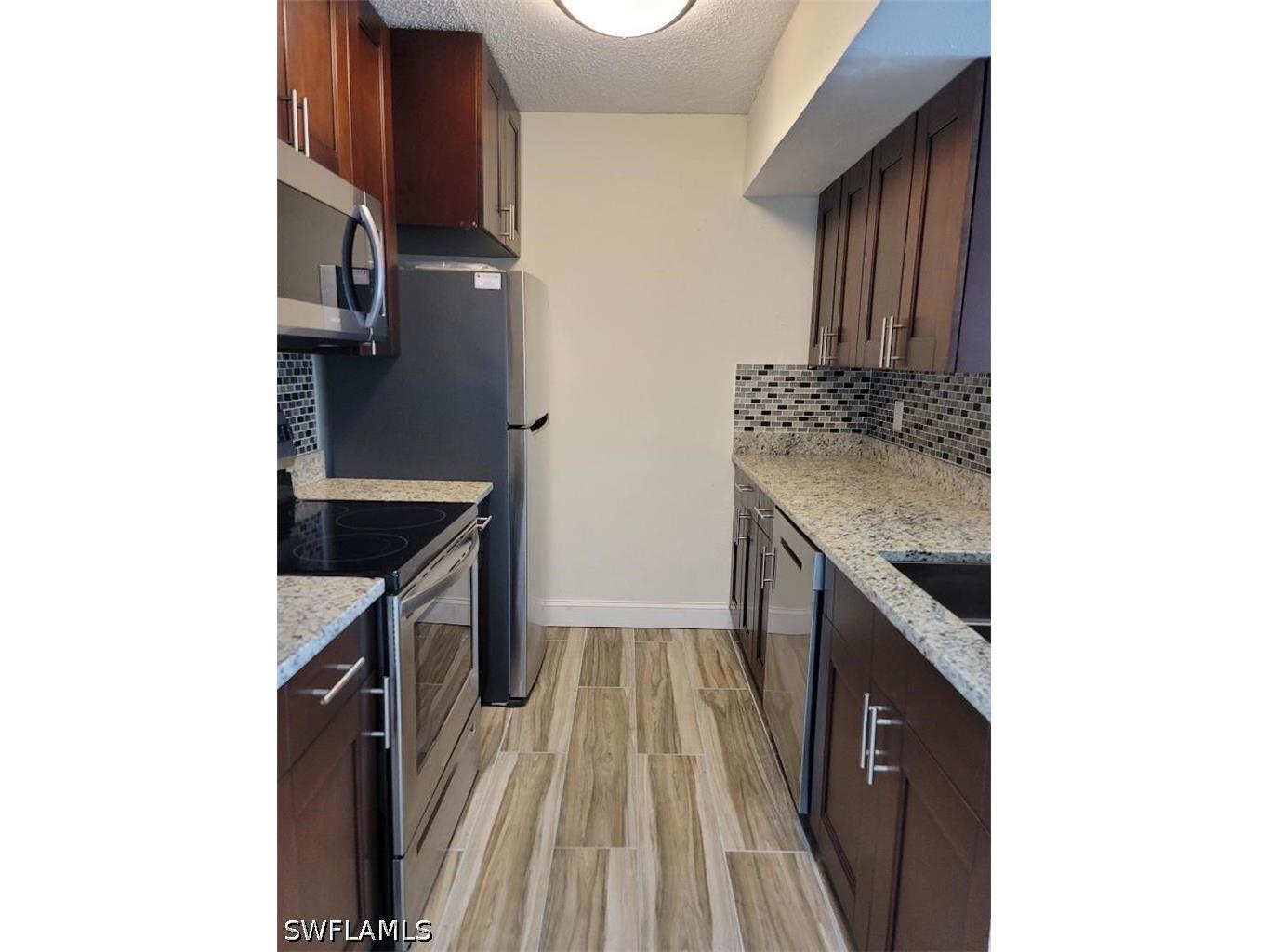 190 Santa Clara Drive #190-4 Naples FL 34104 226016104 image1