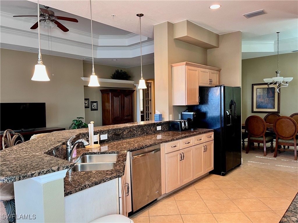 190 Shadroe Cove Circle #703 Cape Coral FL 33991 225077968 image4