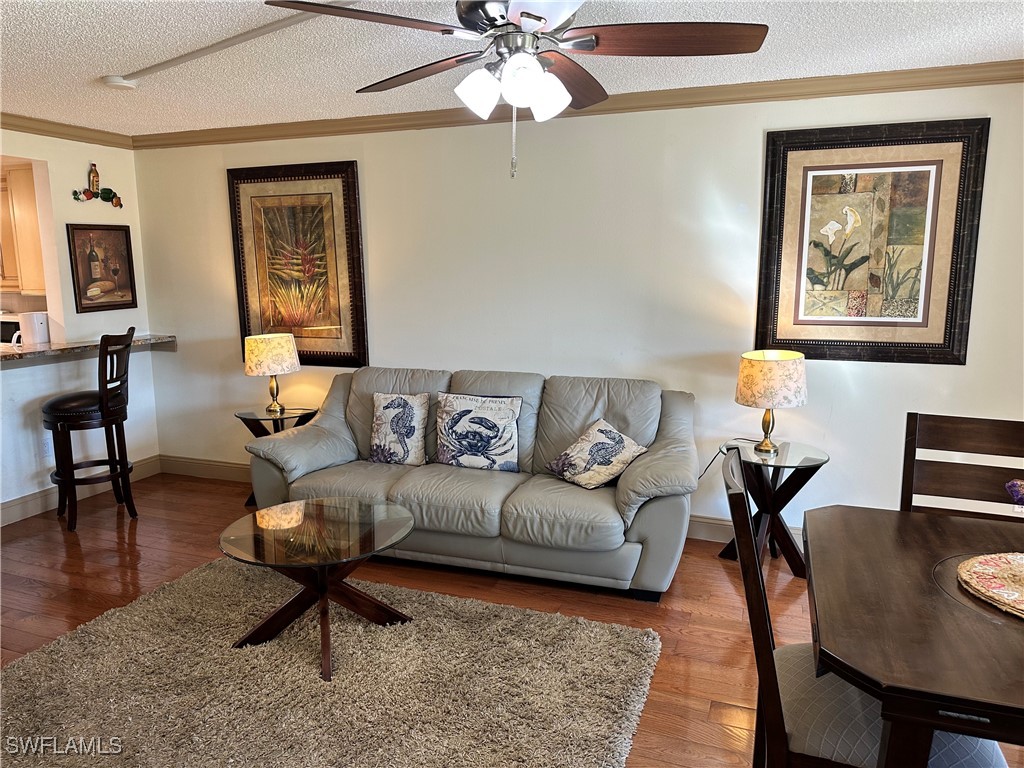 190 Turtle Lake Court #202 Naples FL 34105 226004049 image1