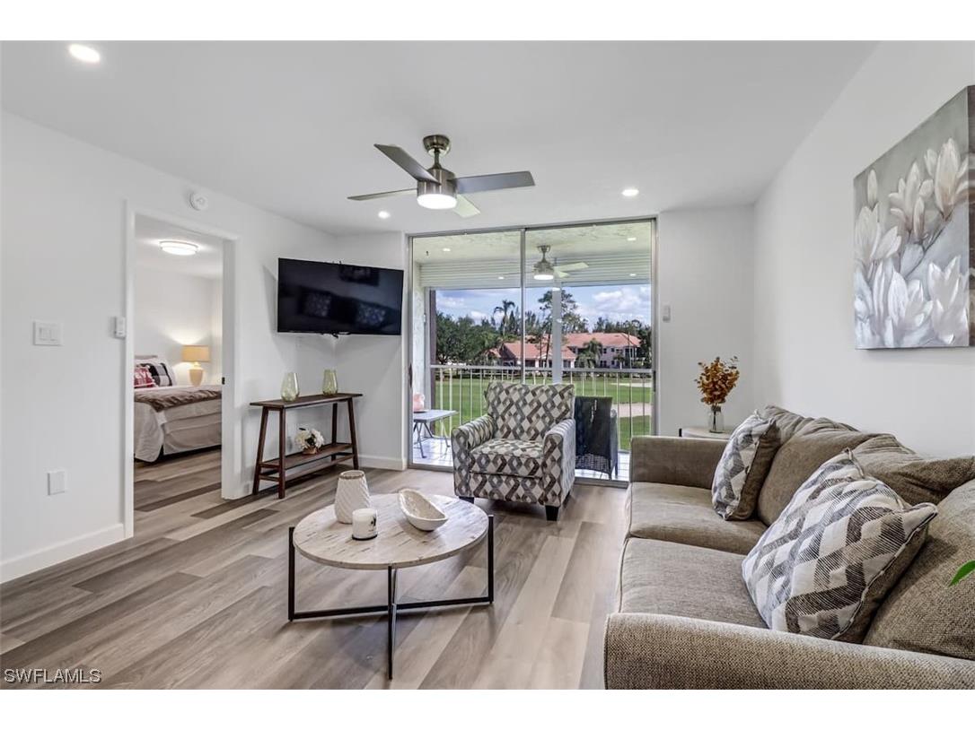 190 Turtle Lake Court #203 Naples FL 34105 223032111 image1