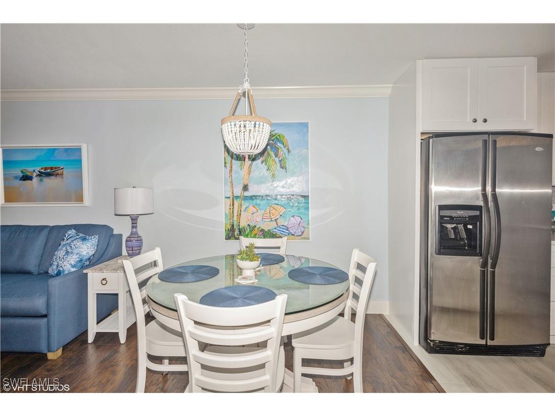 190 Turtle Lake Court #311 Naples FL 34105 225082831 image20