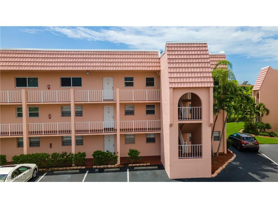 190 Turtle Lake Court #311 Naples FL 34105 225082831 image43