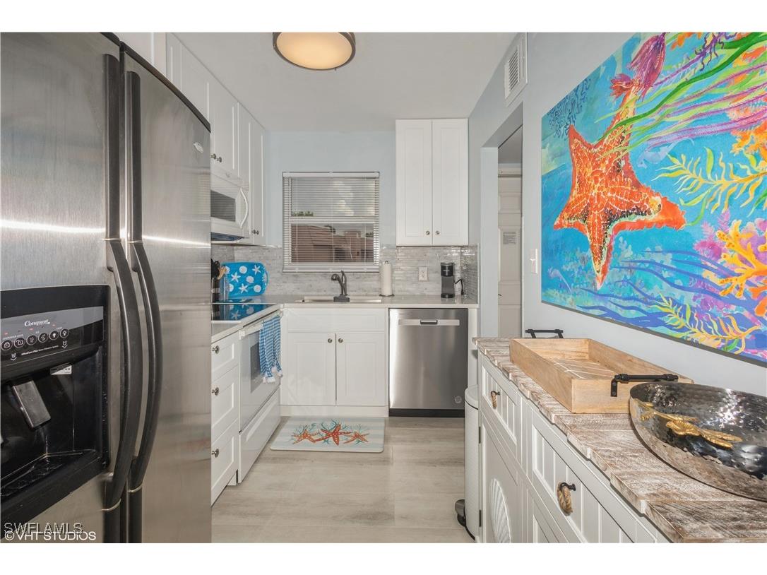 190 Turtle Lake Court #311 Naples FL 34105 226003928 image14