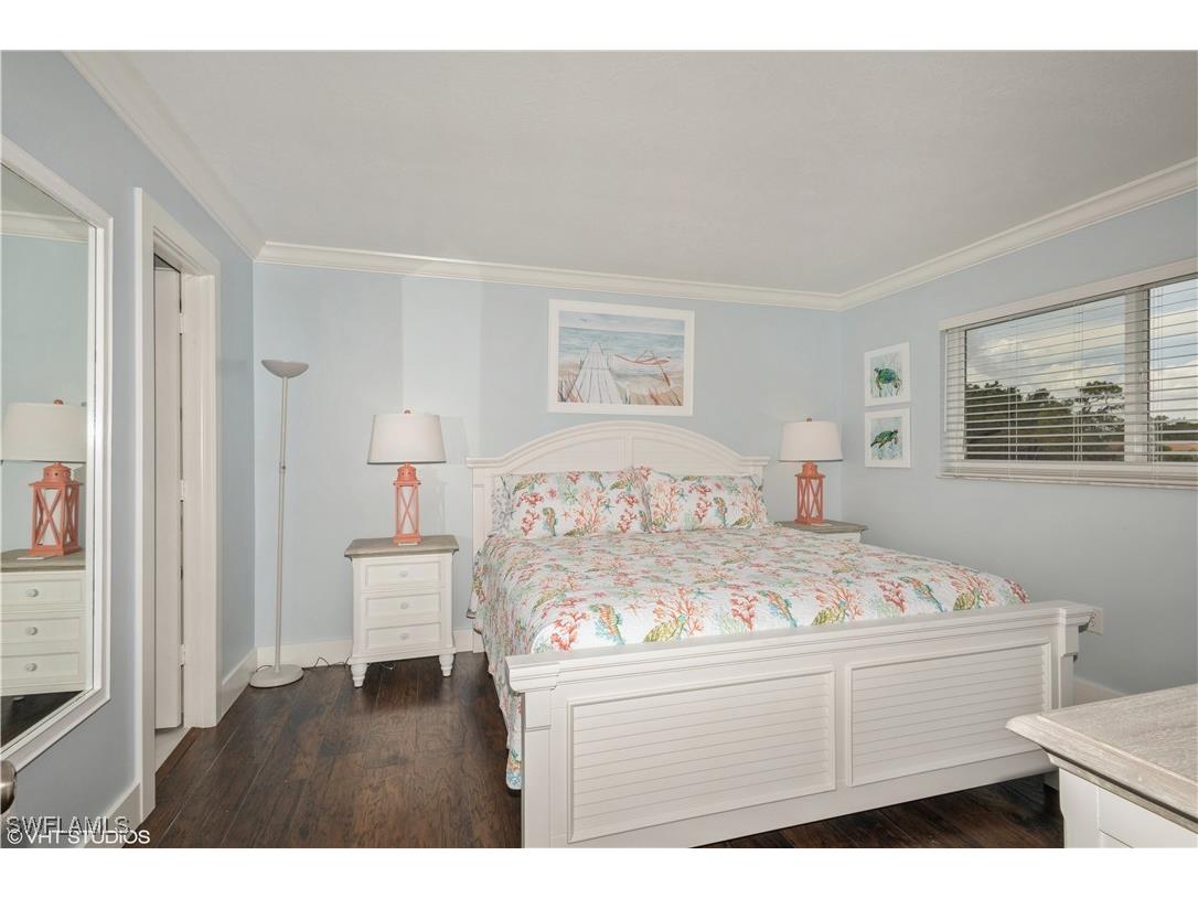 190 Turtle Lake Court #311 Naples FL 34105 226003928 image21