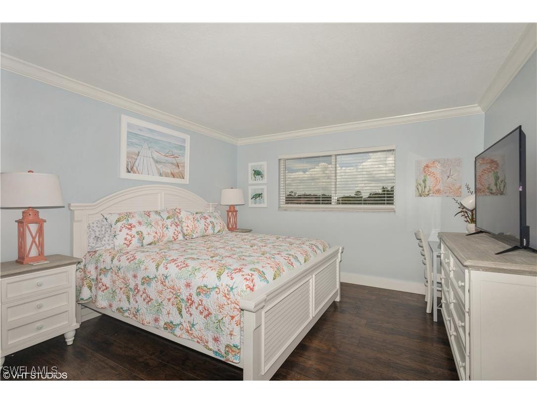 190 Turtle Lake Court #311 Naples FL 34105 226003928 image23