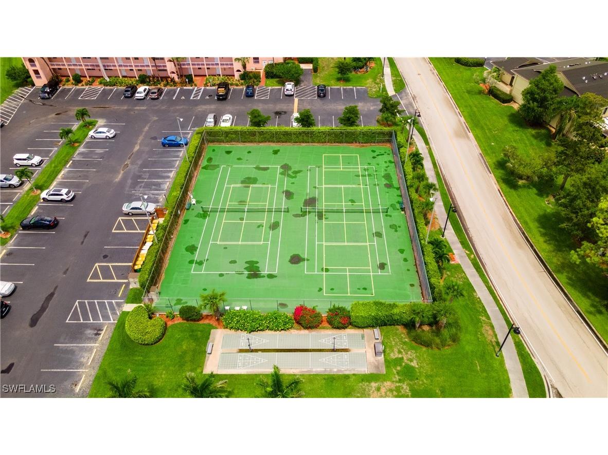190 Turtle Lake Court #311 Naples FL 34105 226003928 image33