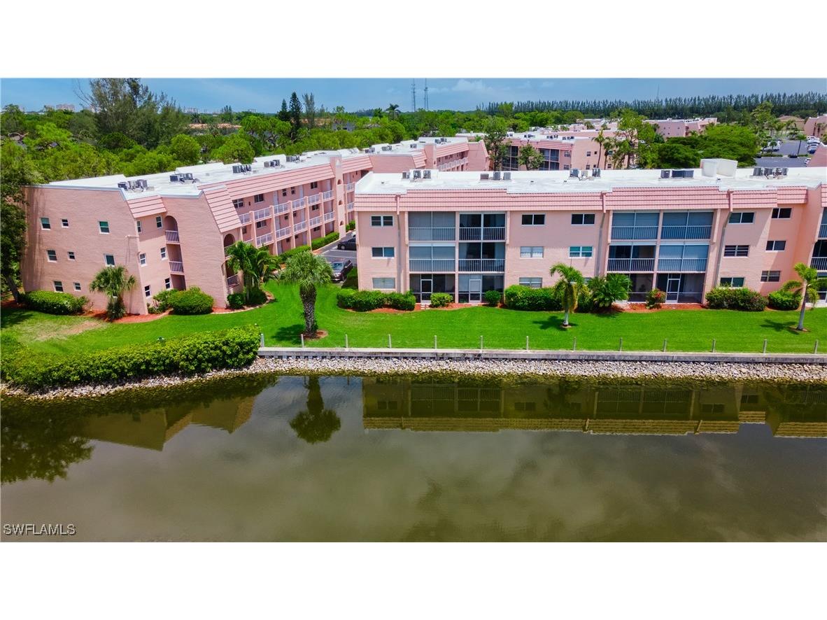 190 Turtle Lake Court #311 Naples FL 34105 226003928 image4