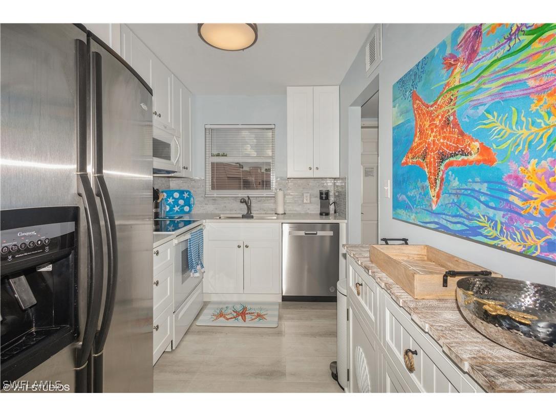 190 Turtle Lake Court #311 Naples FL 34105 226009623 image14