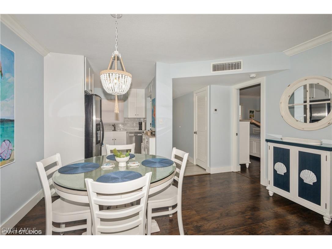 190 Turtle Lake Court #311 Naples FL 34105 226009623 image19