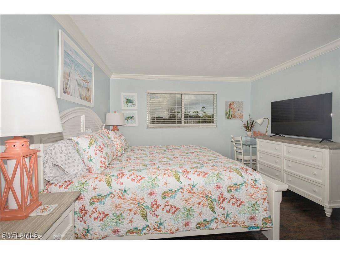 190 Turtle Lake Court #311 Naples FL 34105 226009623 image22