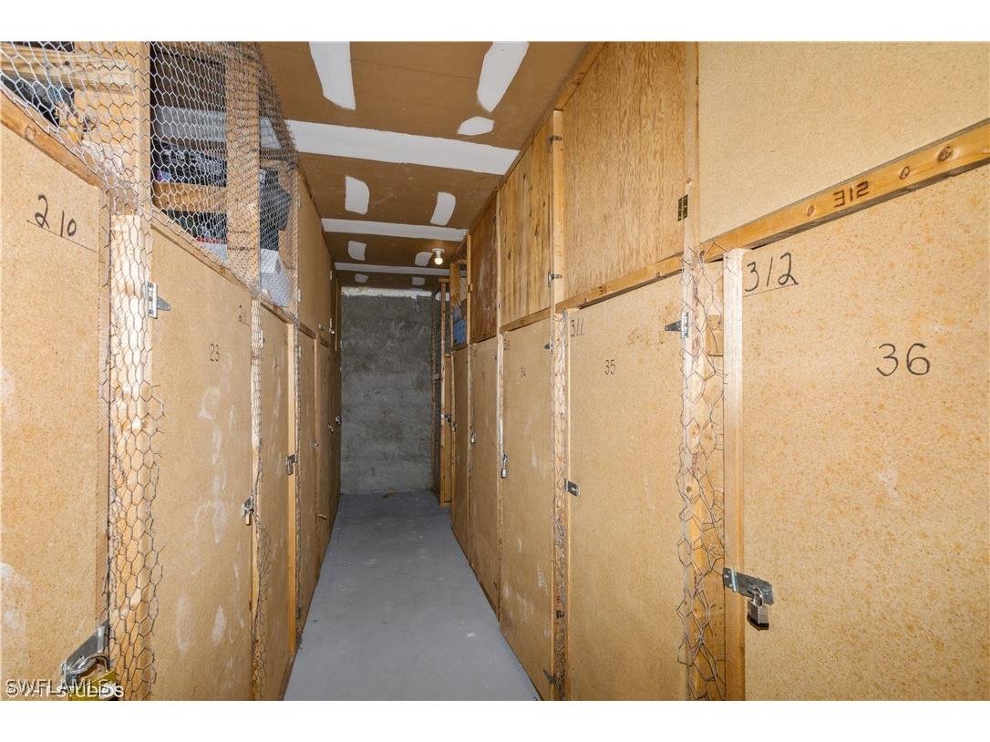 190 Turtle Lake Court #311 Naples FL 34105 226009623 image37