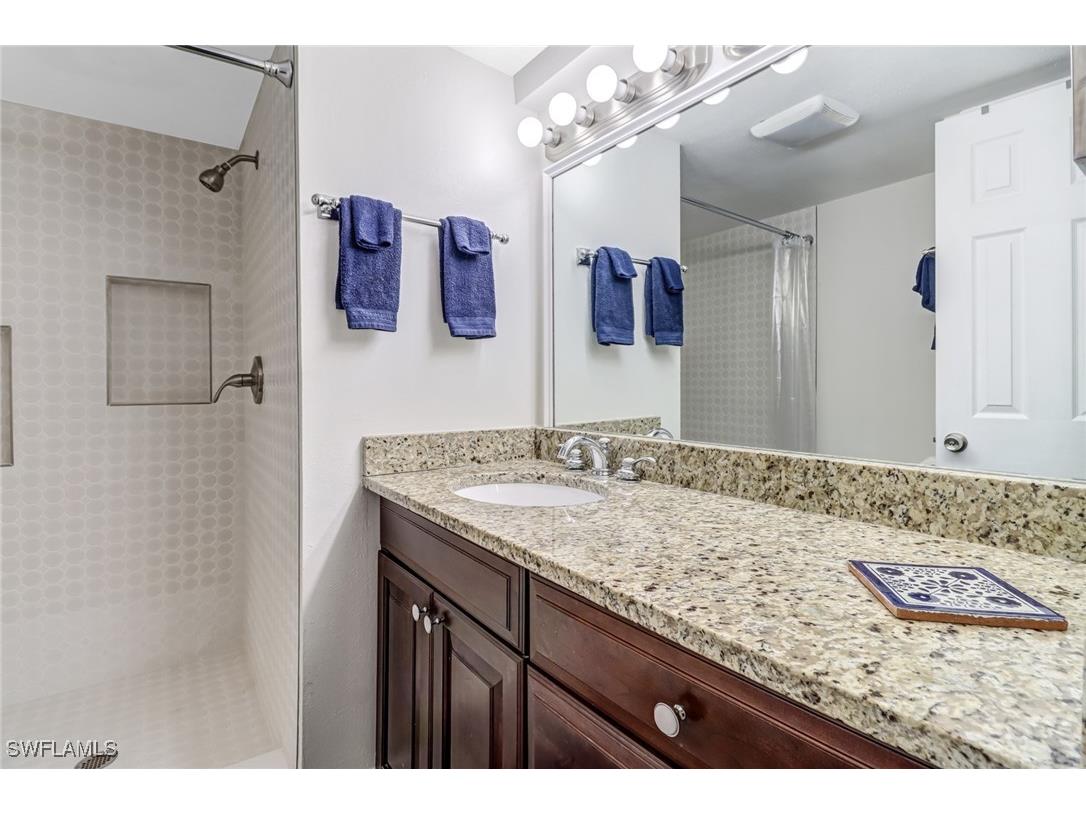 190 Turtle Lake Court #6 Naples FL 34105 225074959 image16