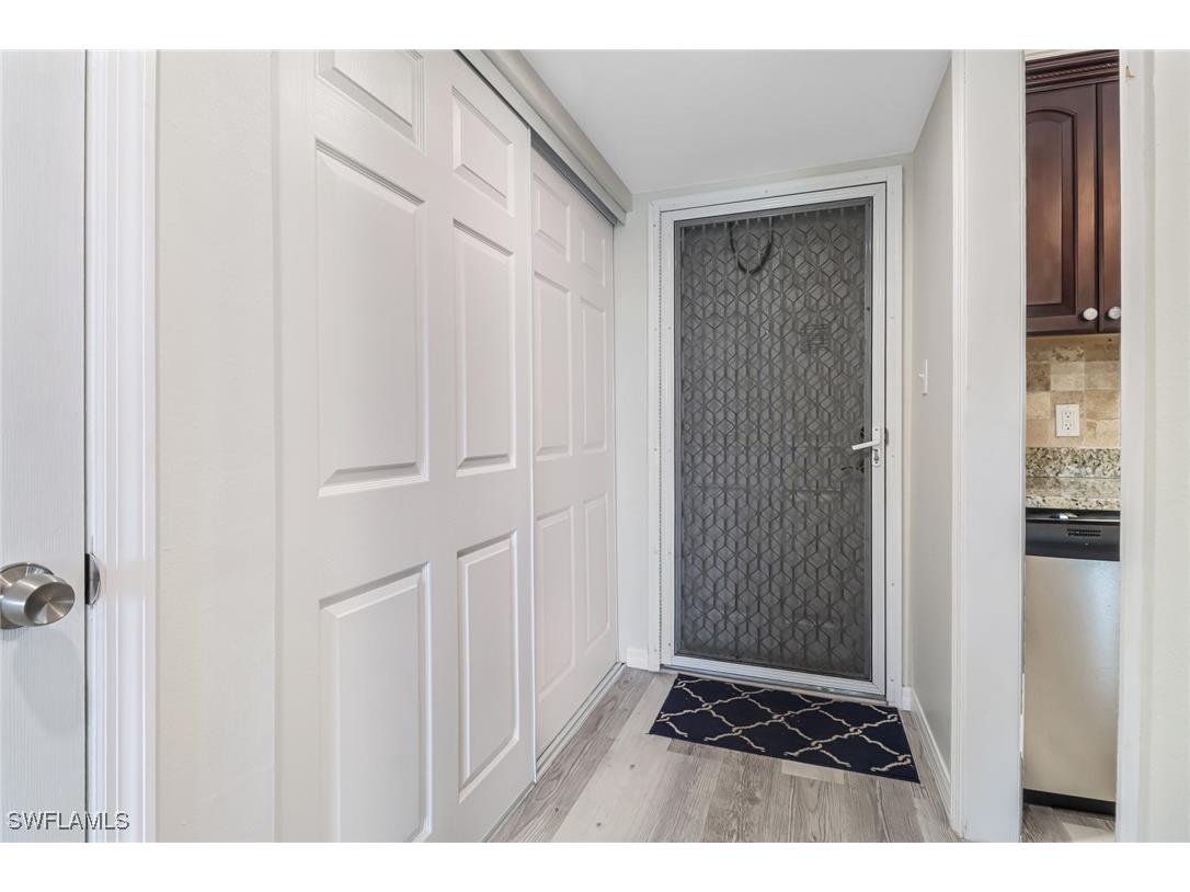 190 Turtle Lake Court #6 Naples FL 34105 225074959 image3