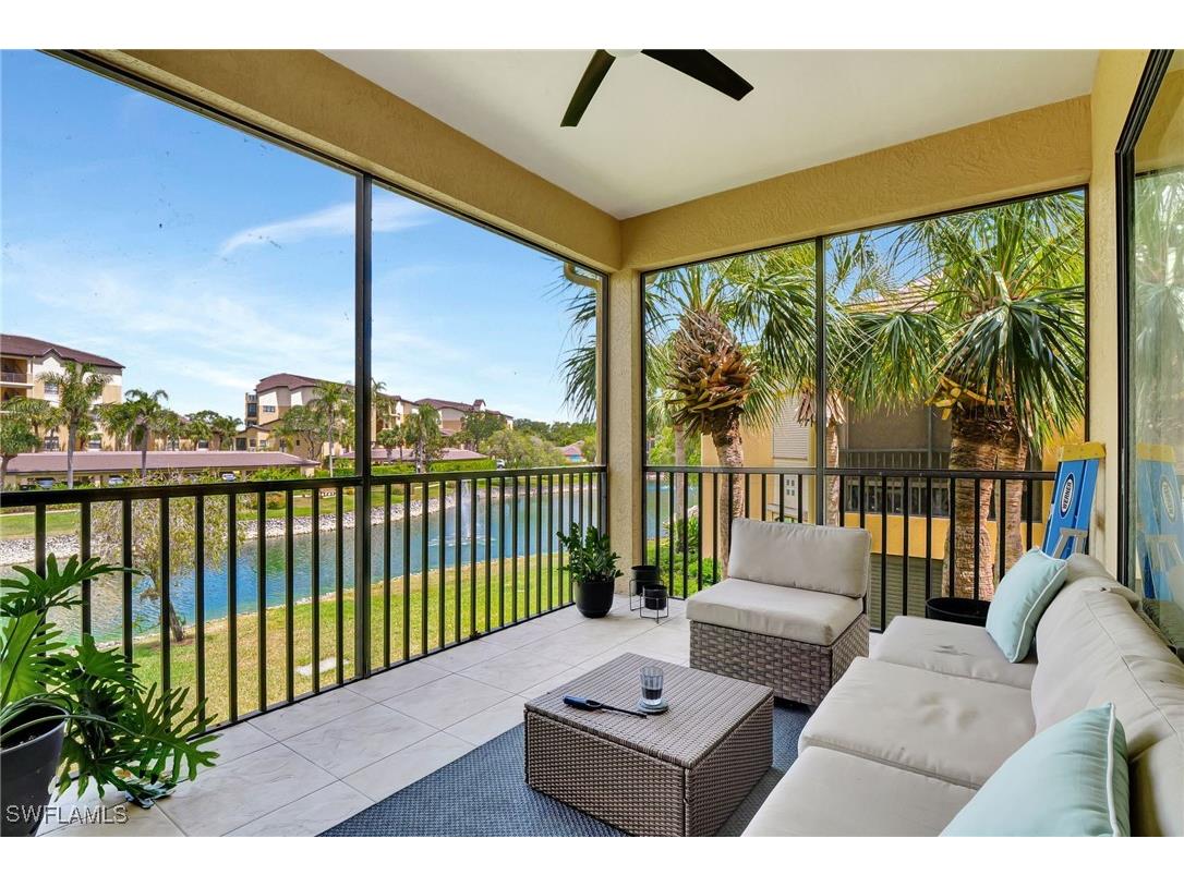 190 Vintage Circle #202 Naples FL 34119 226001929 image1