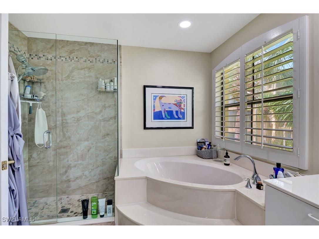 190 Vintage Circle #202 Naples FL 34119 226001929 image17