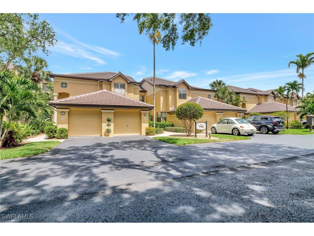 190 Vintage Circle #202 Naples FL 34119 226001929 image2