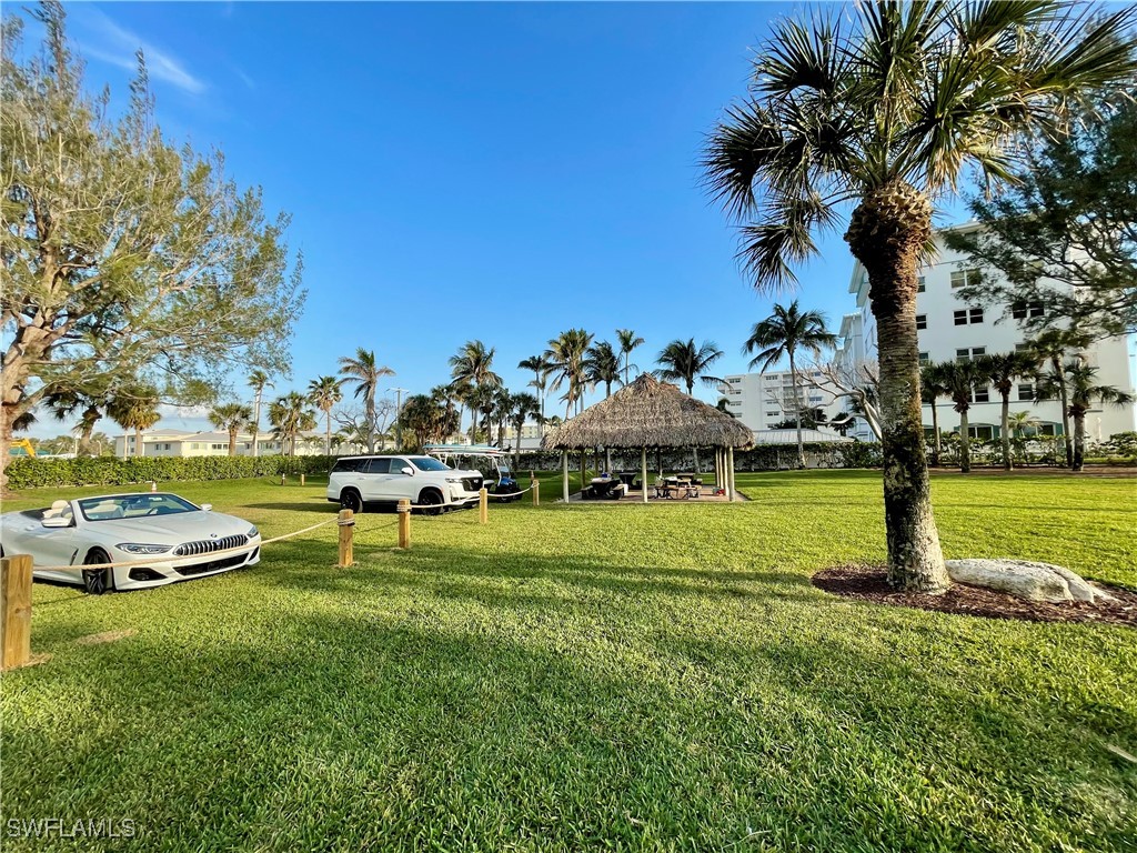 1900 Alamanda Drive #204 Naples FL 34102 225029027 image23