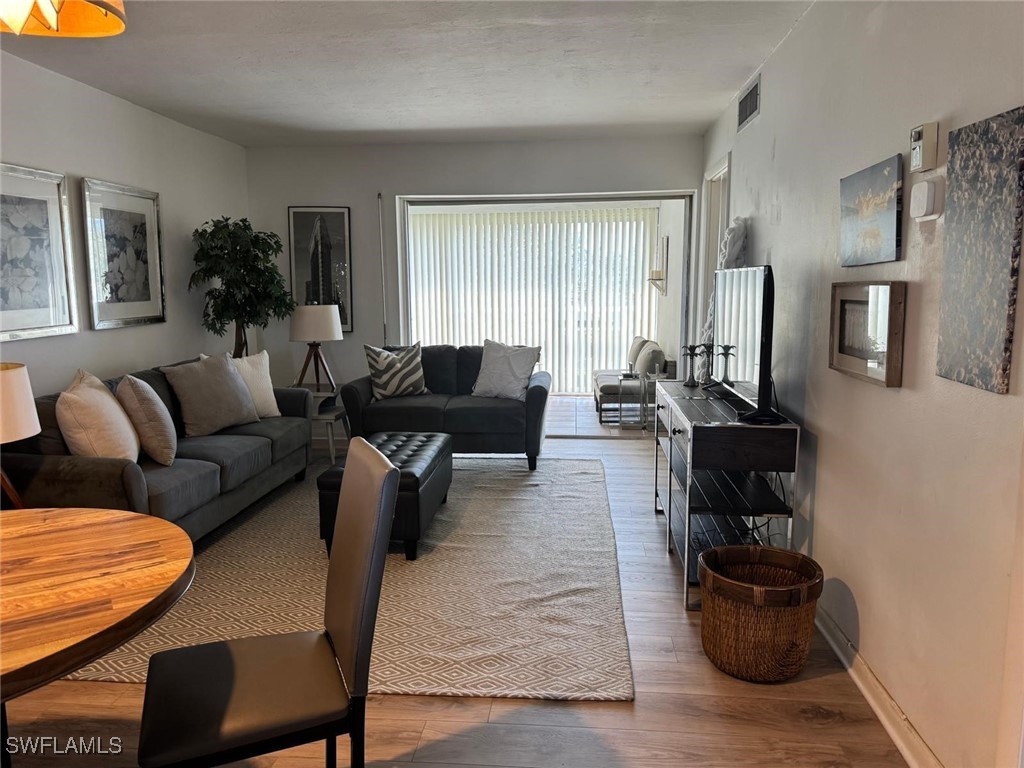 1900 Alamanda Drive #303 Naples FL 34102 225063540 image3