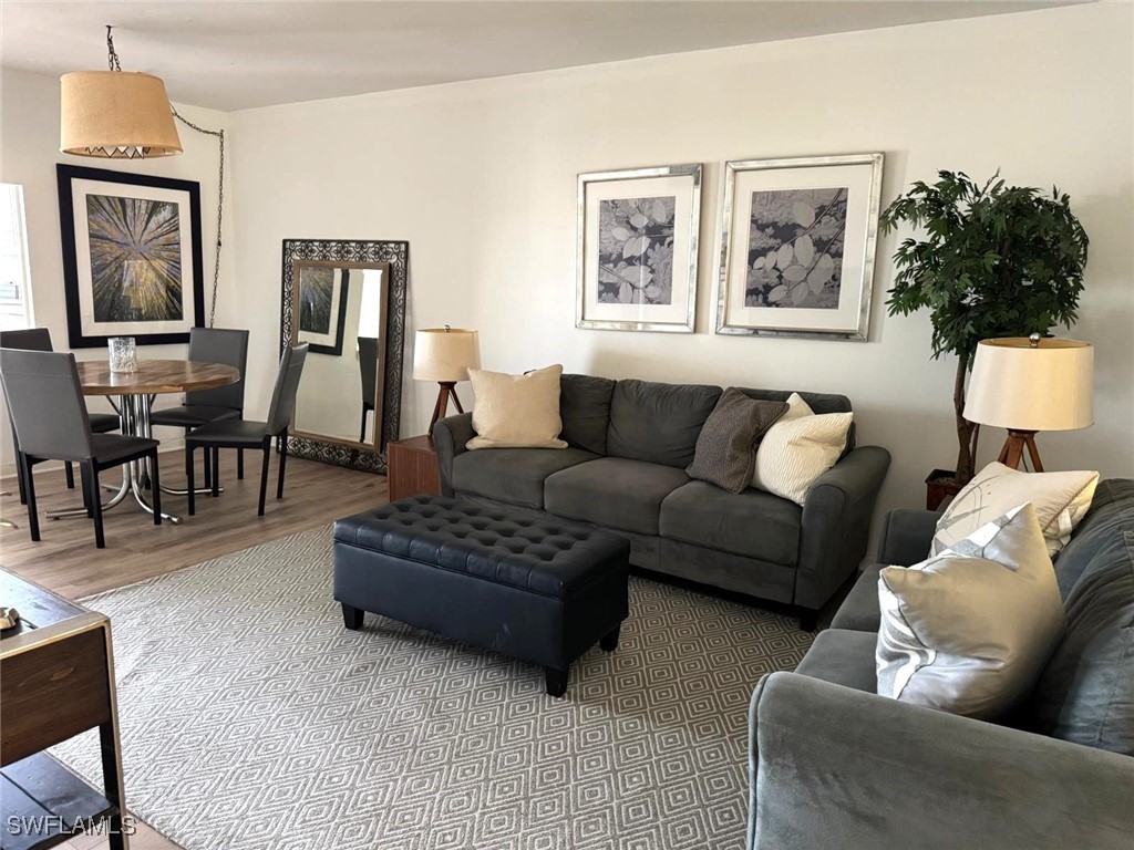 1900 Alamanda Drive #303 Naples FL 34102 225063540 image4