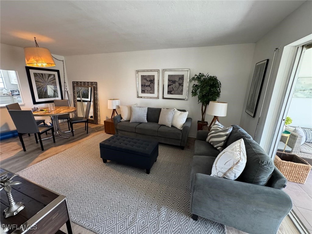 1900 Alamanda Drive #303 Naples FL 34102 225063540 image5