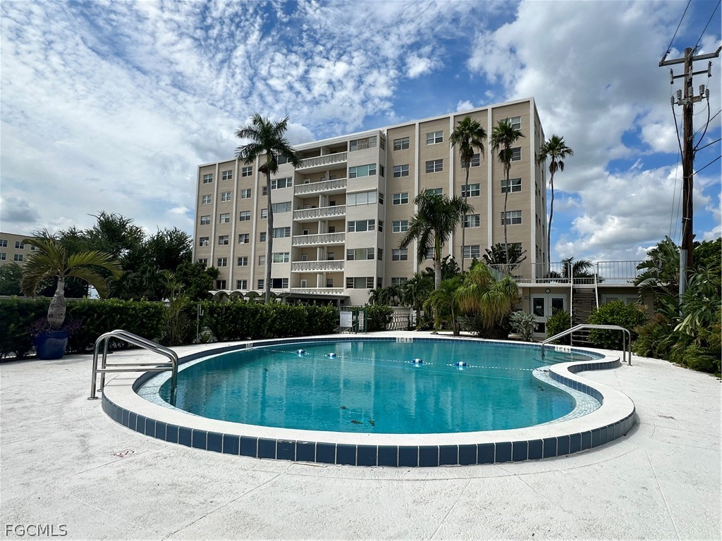 1900 Clifford Street #201 Fort Myers FL 33901 2026013342 image4