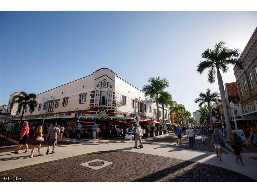 1900 Clifford Street #301 Fort Myers FL 33901 2026018854 image34