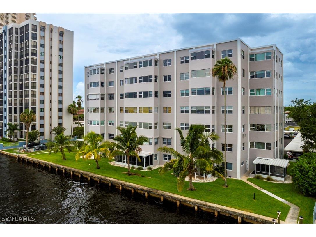 1900 Clifford Street #703 Fort Myers FL 33901 224053258 image1