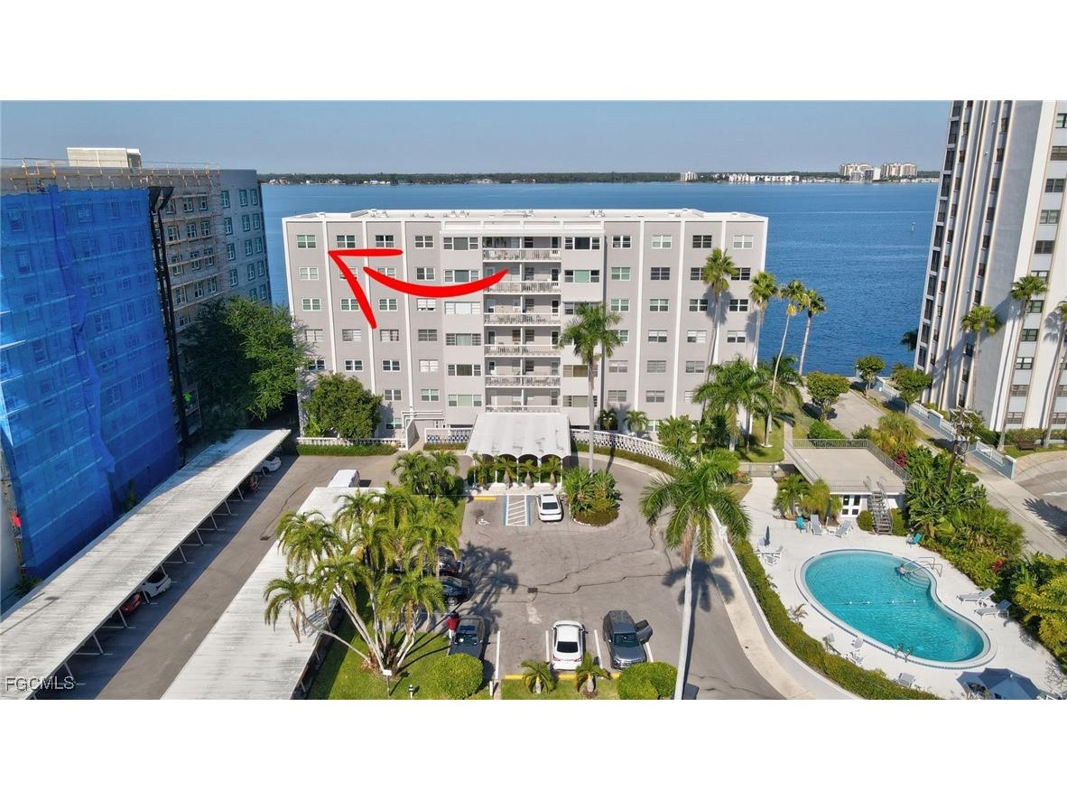 1900 Clifford Street #704 Fort Myers FL 33901 2025021619 image1