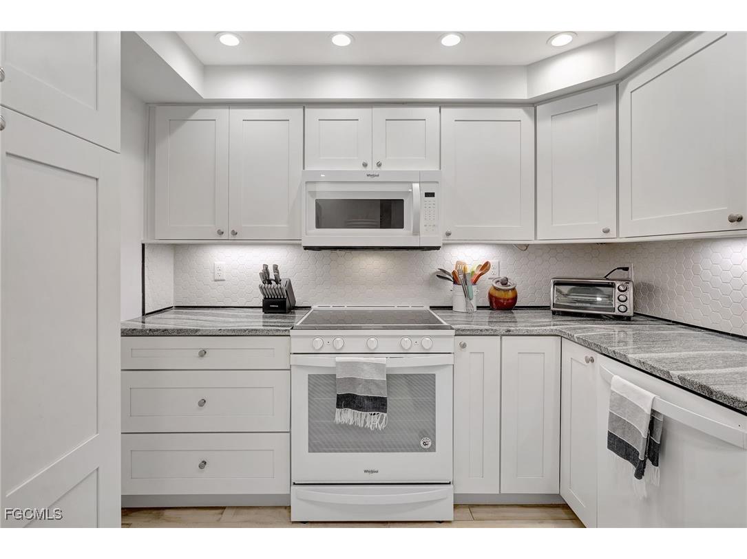 1900 Clifford Street #704 Fort Myers FL 33901 2025021619 image16