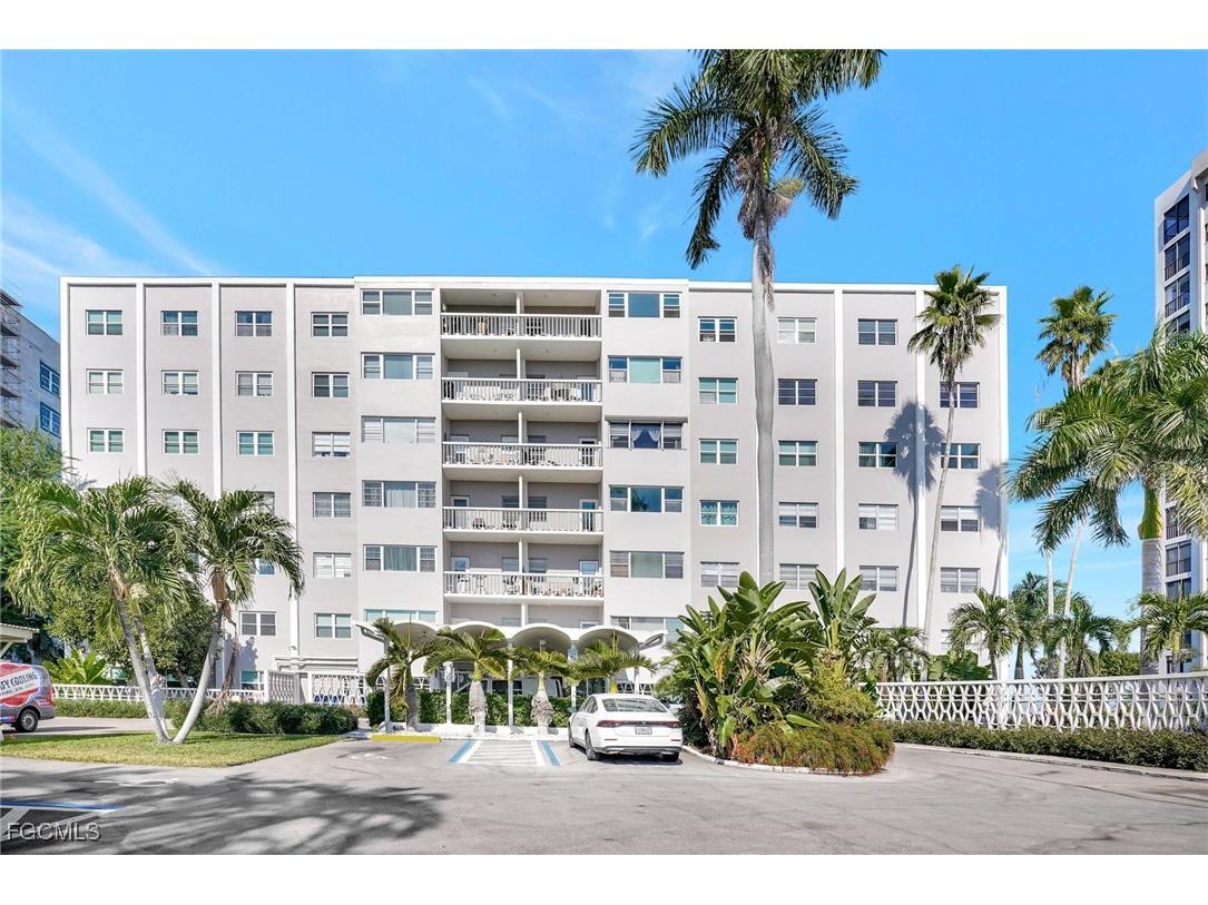 1900 Clifford Street #704 Fort Myers FL 33901 2025021619 image31