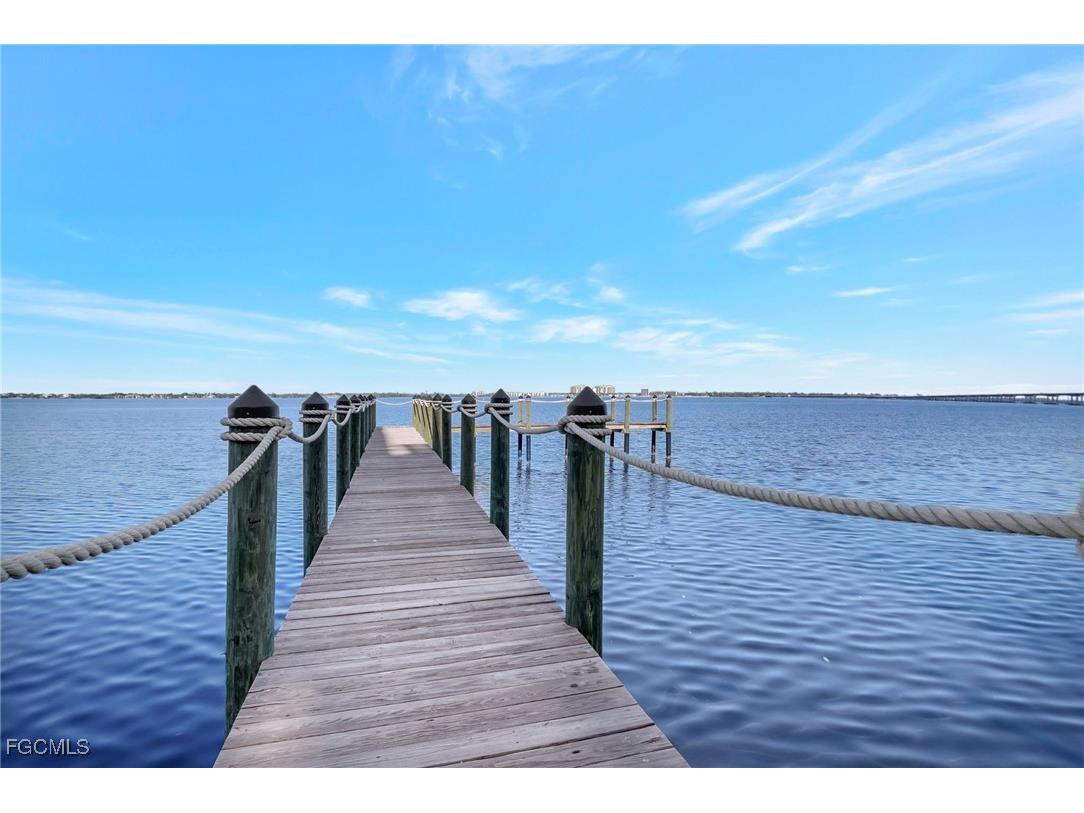 1900 Clifford Street #704 Fort Myers FL 33901 2025021619 image39