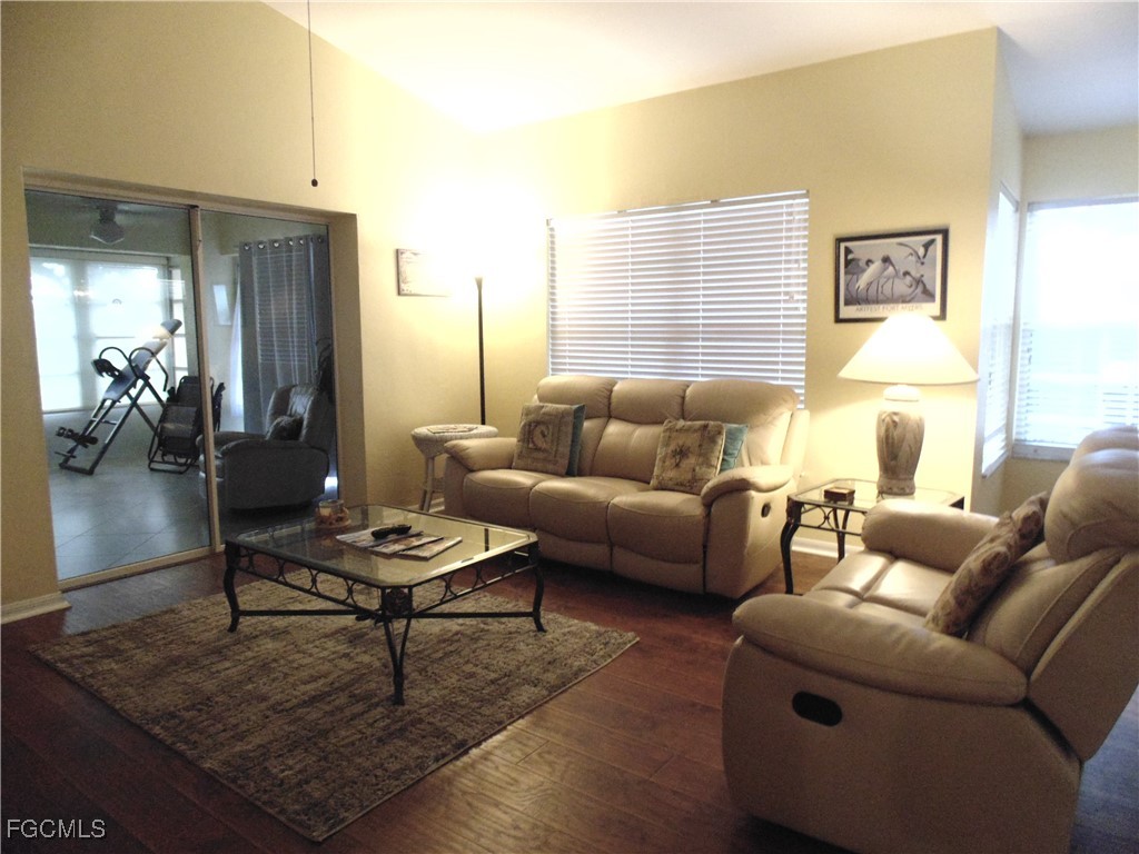 1900 Corona Del Sire Drive North Fort Myers FL 33917 2026004825 image7