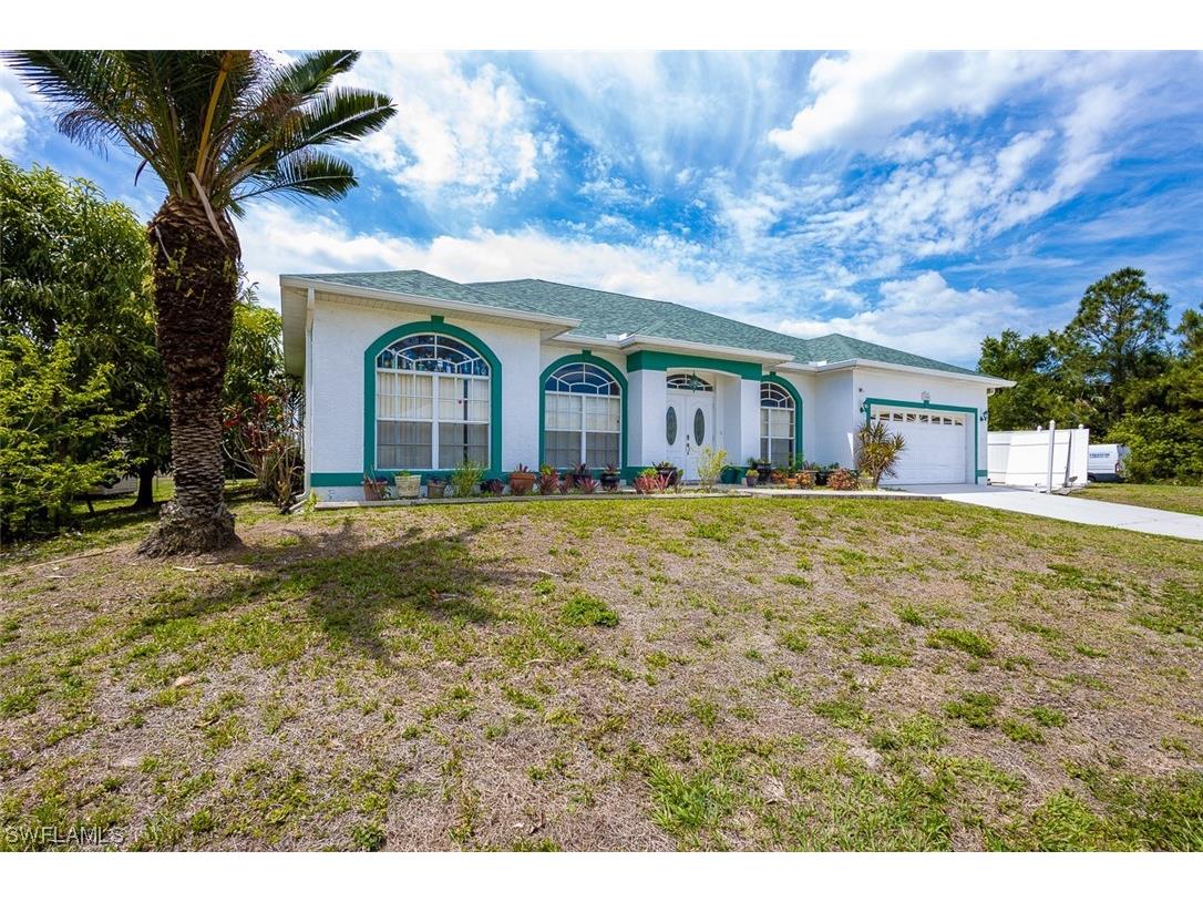 1900 E 6th Street Lehigh Acres FL 33936 223030009 image1