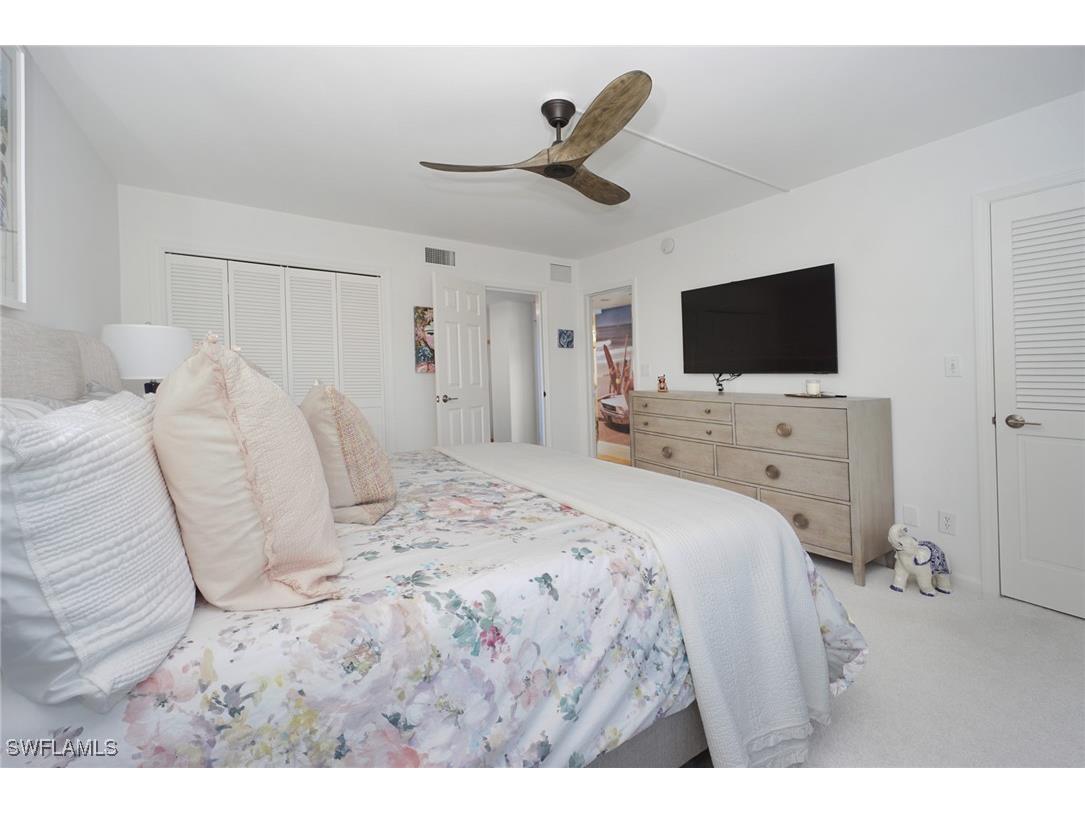 1900 Gulf Shore Boulevard N #303 Naples FL 34102 226005075 image22