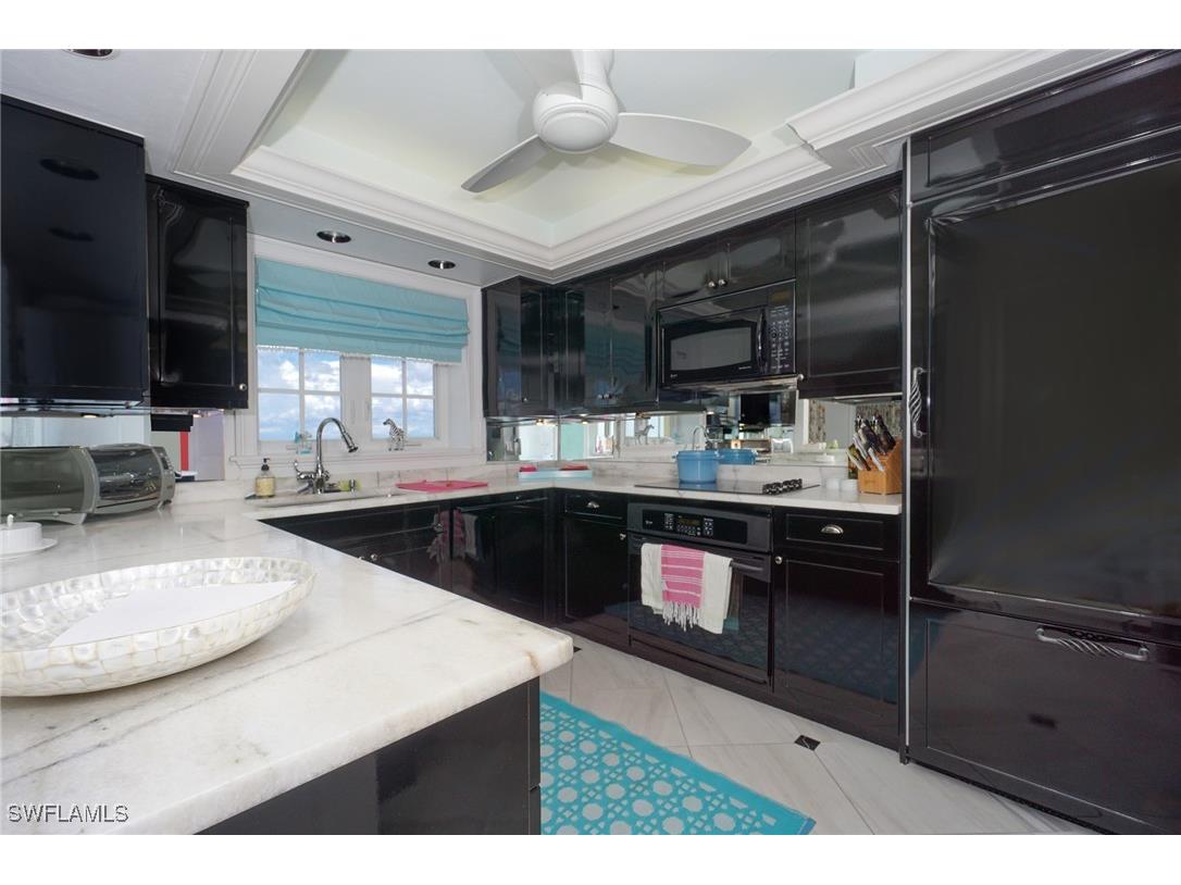 1900 Gulf Shore Boulevard N #602 Naples FL 34102 225067997 image16