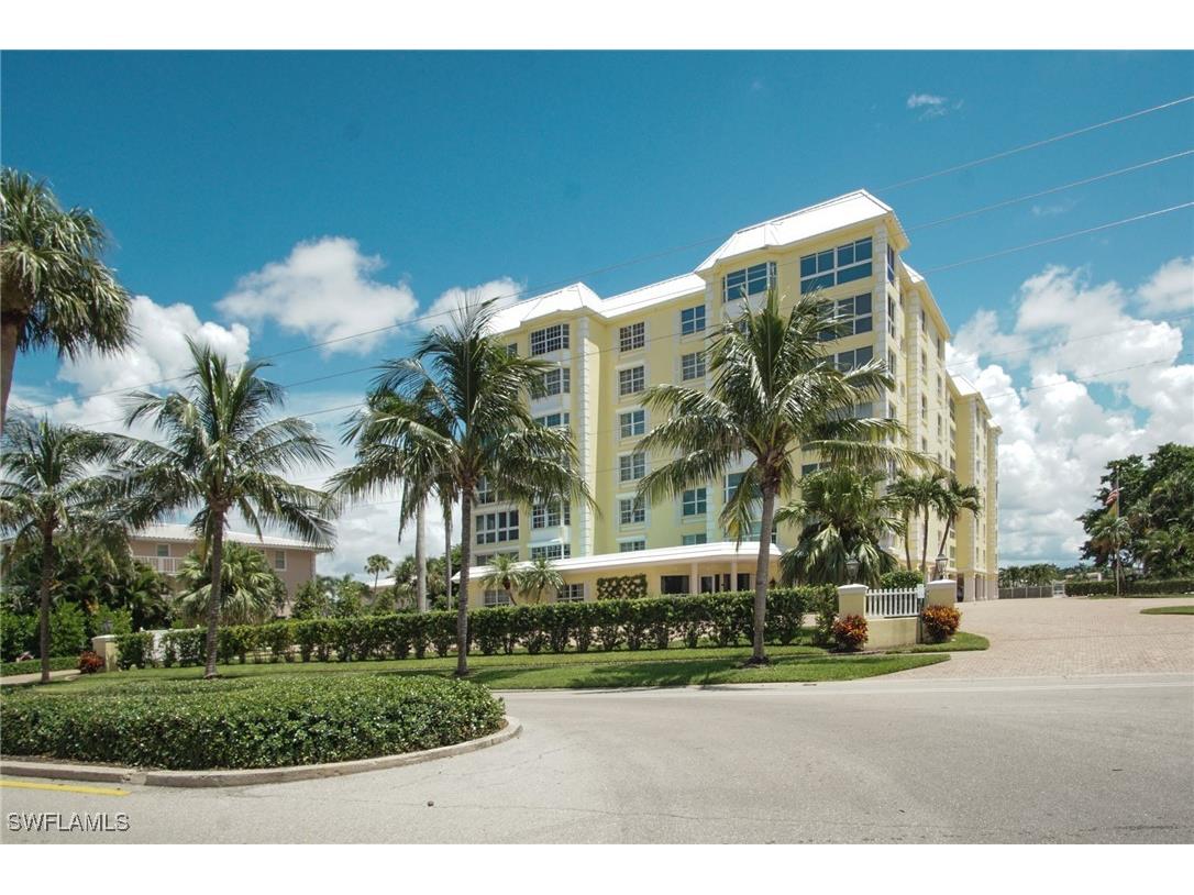 1900 Gulf Shore Boulevard N #602 Naples FL 34102 225067997 image2
