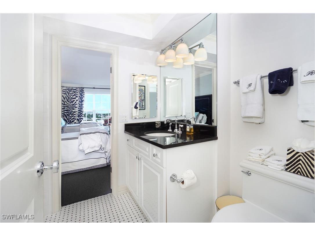 1900 Gulf Shore Boulevard N #602 Naples FL 34102 225067997 image24