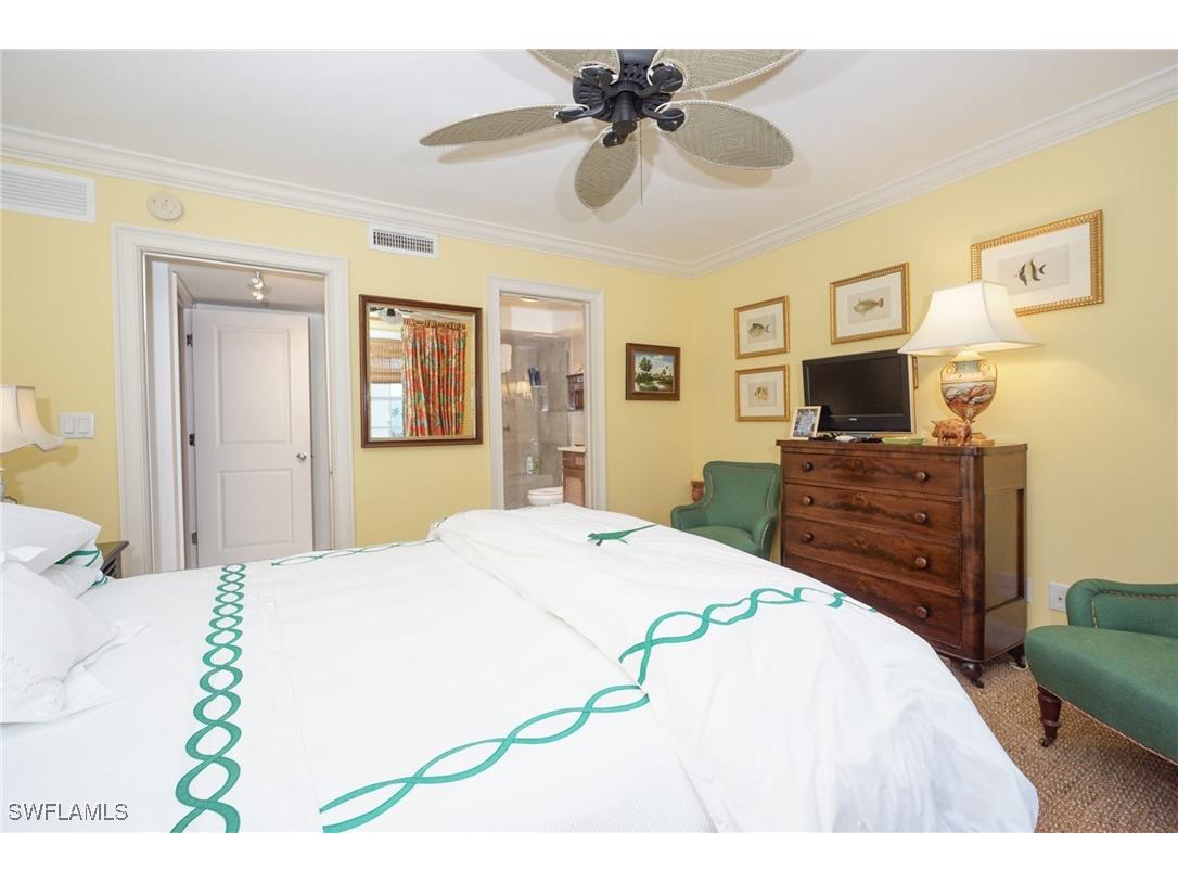 1900 Gulf Shore Boulevard N #602 Naples FL 34102 225067997 image26