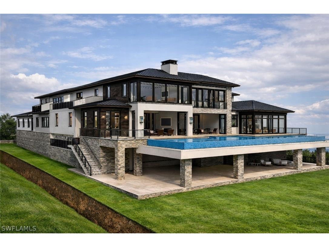 1900 Gulf Shore Boulevard S Naples FL 34102 226011819 image1