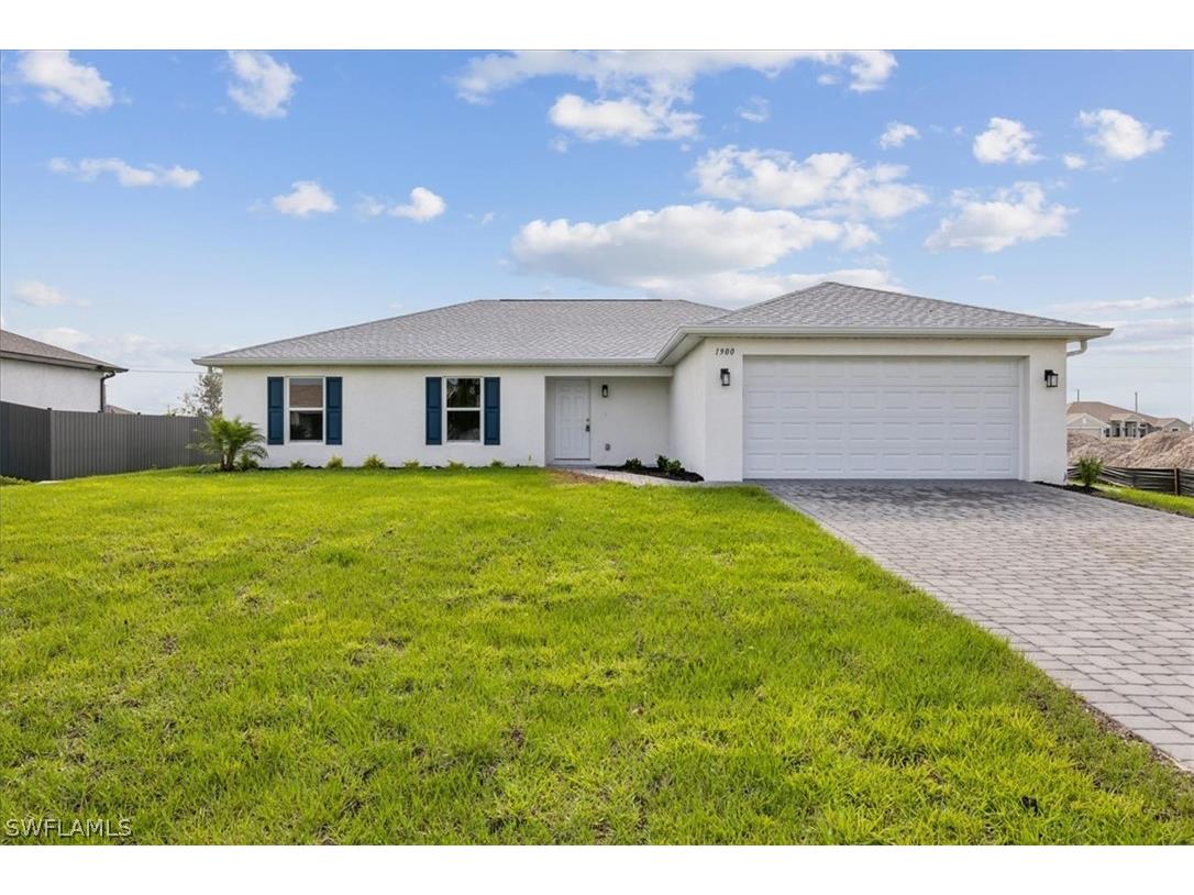 1900 NE 2nd Place Cape Coral FL 33909 224044739 image1