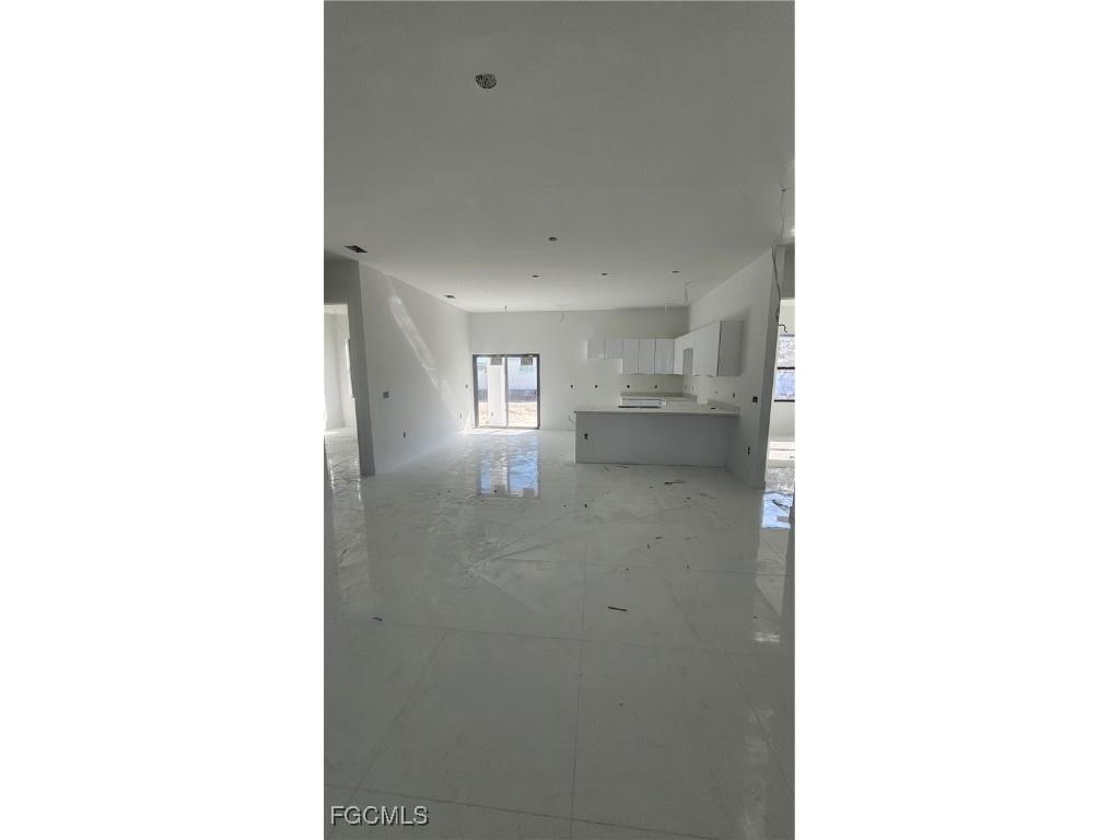 1900 NW 18th Street Cape Coral FL 33993 2026002140 image3