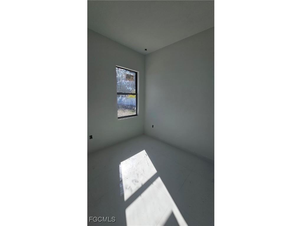 1900 NW 18th Street Cape Coral FL 33993 2026002140 image6