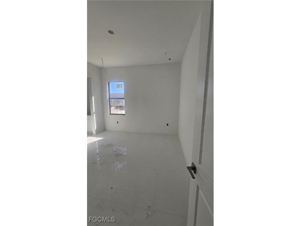 1900 NW 18th Street Cape Coral FL 33993 2026002140 image7